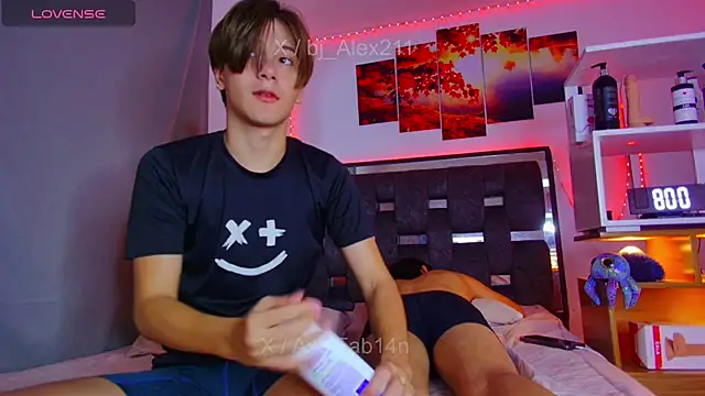 Alex and Fabian online show from July 7, 9:08 pm
