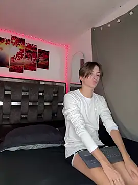 Alex and Fabian online show from July 15, 3:12 am