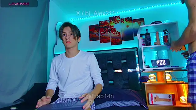 Alex and Fabian online show from July 25, 3:48 am