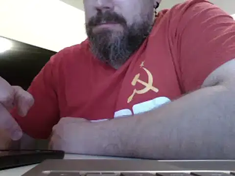 Snapshot of FROL83 chatting on May 21, 6:37 pm FROL83 online show from May 21, 6:37 pm