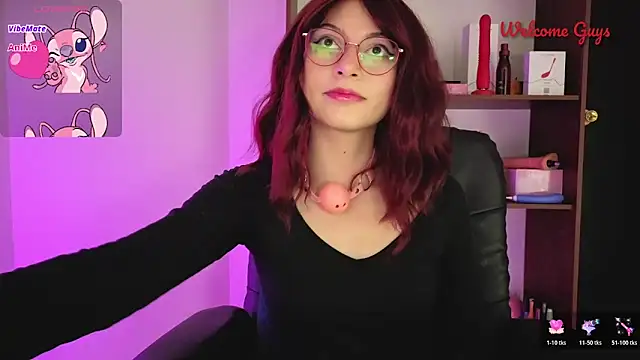 Snapshot of Celeste_Ford_18 chatting on February 6, 1:10 am Celeste Ford 18 online show from February 6, 1:10 am