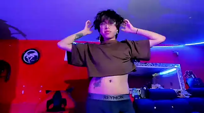 Snapshot of AnggelONfiree chatting on January 4, 10:16 am AnggelONfiree online show from January 4, 10:16 am