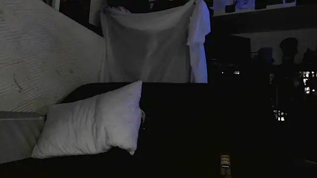Azazelihornyasf online show from July 6, 3:47 am
