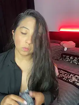 Snapshot of Isa_bel chatting on March 13, 2:27 am Isa bel online show from March 13, 2:27 am