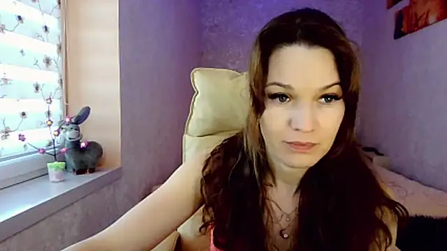 impossibleluna online show from April 5, 2:36 pm