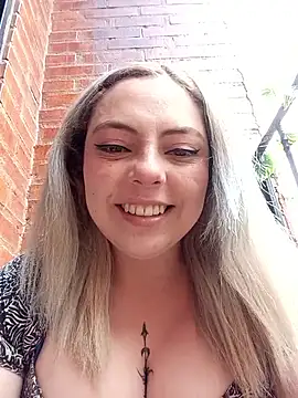 madelaine- online show from January 14, 6:13 pm