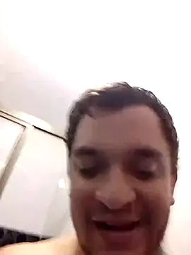 Snapshot of tony_landri chatting on July 5, 9:44 pm tony landri online show from July 5, 9:44 pm