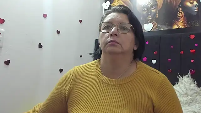 Evaaross 2345 online show from April 14, 1:28 pm