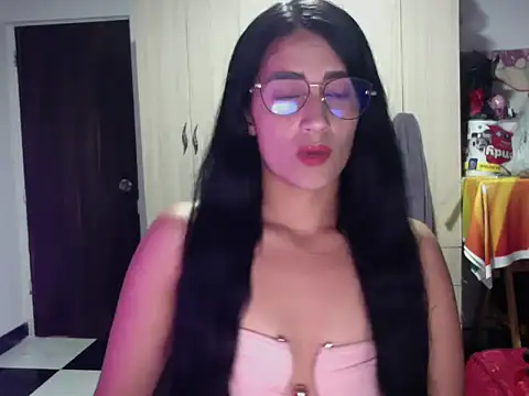 Snapshot of BulmaStar chatting on June 9, 12:44 am BulmaStar online show from June 9, 12:44 am