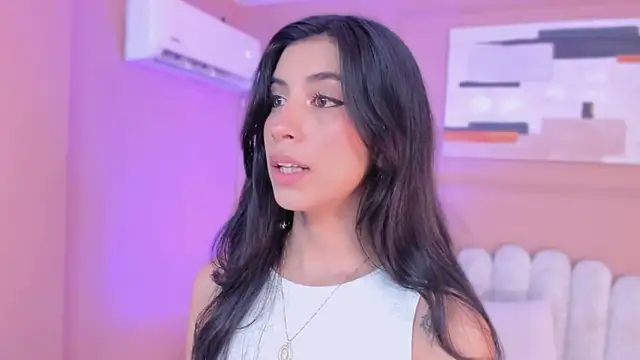 zia cooper online show from March 31, 6:41 pm