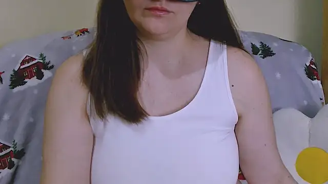 ChubbyMaia online show from January 13, 2:42 pm