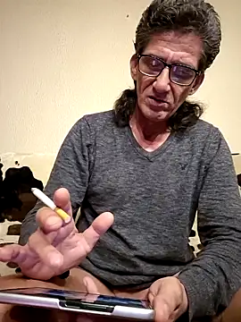 Zgodanilep online show from April 2, 7:00 pm