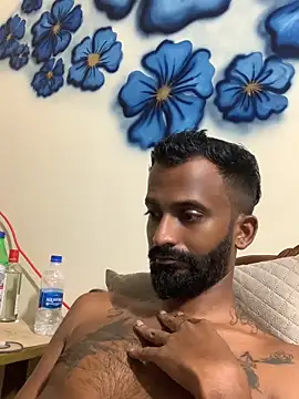 bigfatdick111 online show from May 27, 6:38 pm