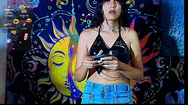 Snapshot of Angel-dust09 chatting on October 30, 1:29 am Angel-dust09 online show from October 30, 1:29 am