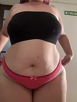 Snapshot of Popinasq chatting on January 14, 3:39 pm Popinasq online show from January 14, 3:39 pm