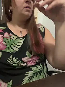 Snapshot of Popinasq chatting on February 22, 7:19 am Popinasq online show from February 22, 7:19 am