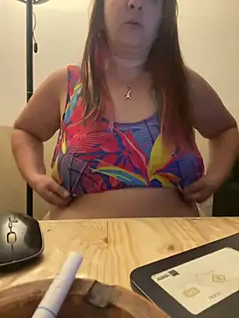 Snapshot of Popinasq chatting on February 25, 3:16 am Popinasq online show from February 25, 3:16 am