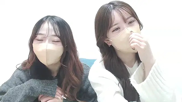 Snapshot of LOVE_MOMO_LOVE chatting on February 10, 11:36 am LOVE MOMO LOVE online show from February 10, 11:36 am