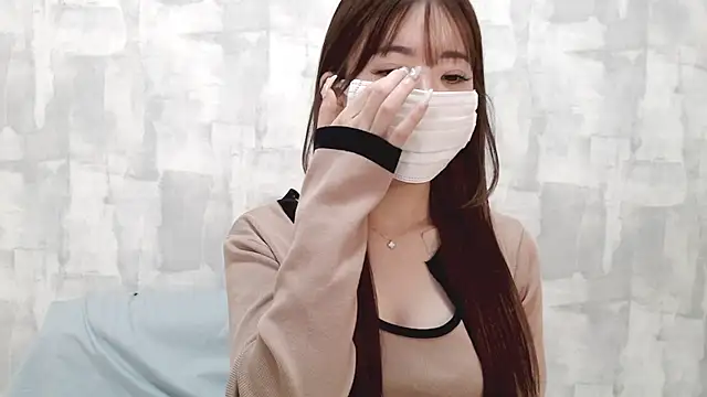 Snapshot of LOVE_MOMO_LOVE chatting on October 17, 11:46 am LOVE MOMO LOVE online show from October 17, 11:46 am