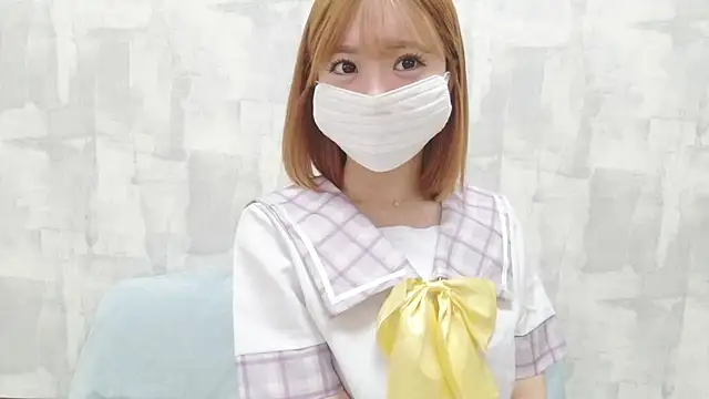 LOVE MOMO LOVE online show from January 17, 11:48 am