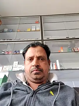 Raj1043 online show from November 12, 6:14 am