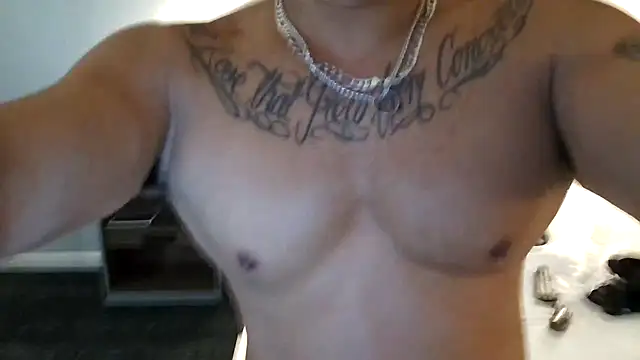 Snapshot of EatMyCake831 chatting on February 27, 9:14 pm EatMyCake831 online show from February 27, 9:14 pm