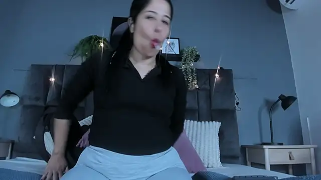 DulceAurora   online show from May 29, 2:53 am