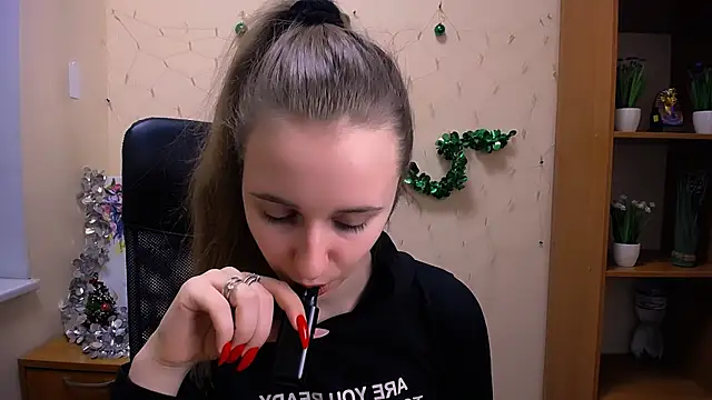 Snapshot of _Nicole_new chatting on December 17, 12:54 pm  Nicole new online show from December 17, 12:54 pm