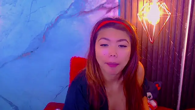 Isalombardi online show from April 10, 2:39 am