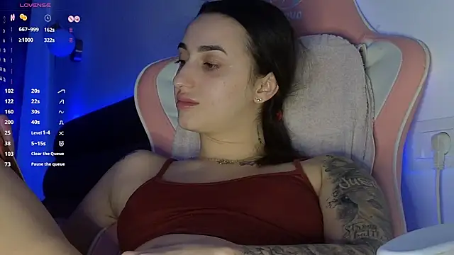Snapshot of Fairy_Squirt chatting on March 6, 8:52 am Fairy Squirt online show from March 6, 8:52 am