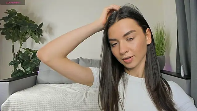 Snapshot of NicoleLuv chatting on December 11, 7:14 pm NicoleLuv online show from December 11, 7:14 pm