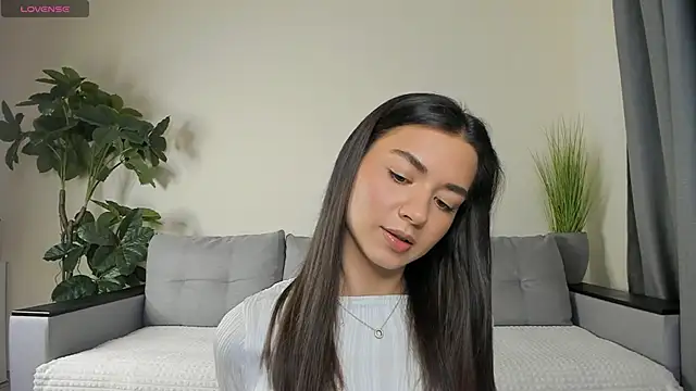 Snapshot of NicoleLuv chatting on December 22, 1:11 pm NicoleLuv online show from December 22, 1:11 pm