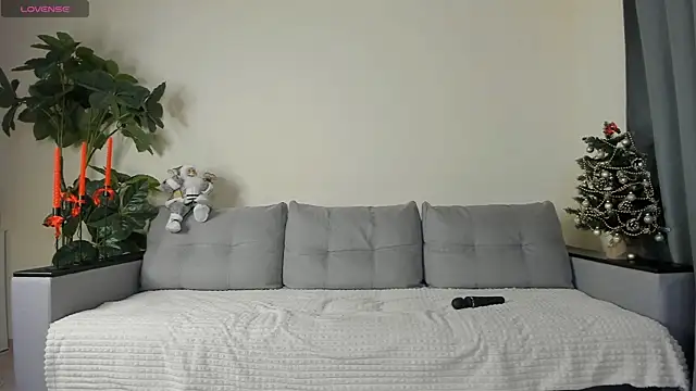 Snapshot of NicoleLuv chatting on December 26, 4:14 pm NicoleLuv online show from December 26, 4:14 pm