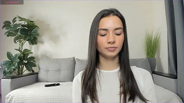 Snapshot of NicoleLuv chatting on January 22, 1:11 pm NicoleLuv online show from January 22, 1:11 pm