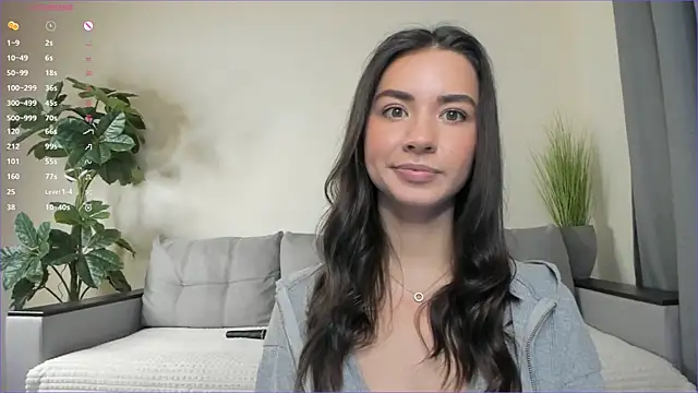 Snapshot of NicoleLuv chatting on February 7, 1:11 pm NicoleLuv online show from February 7, 1:11 pm