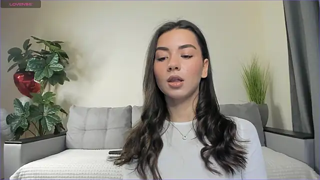 Snapshot of NicoleLuv chatting on February 24, 1:10 pm NicoleLuv online show from February 24, 1:10 pm