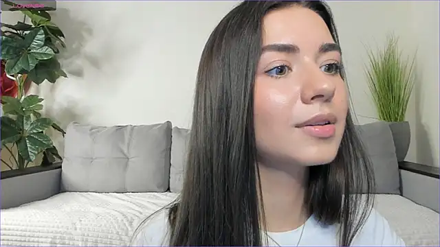 Snapshot of NicoleLuv chatting on February 28, 4:10 pm NicoleLuv online show from February 28, 4:10 pm