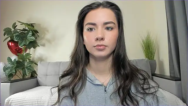 Snapshot of NicoleLuv chatting on March 6, 1:03 pm NicoleLuv online show from March 6, 1:03 pm