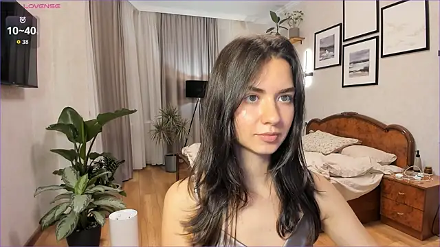 Snapshot of NicoleLuv chatting on September 17, 7:04 pm NicoleLuv online show from September 17, 7:04 pm