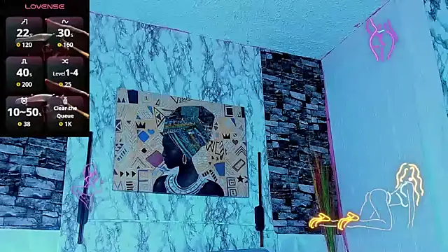 Snapshot of Queen_Cuarxxo chatting on November 30, 6:01 pm Queen Cuarxxo online show from November 30, 6:01 pm