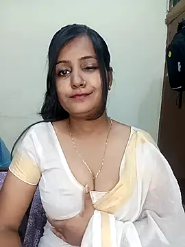 Miss-Riyasingh online show from July 5, 5:42 pm