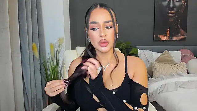 Sonia  Rey online show from November 15, 1:25 am