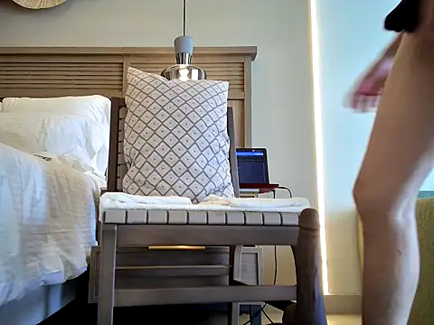 Snapshot of charlyporno22 chatting on December 7, 5:09 pm charlyporno22 online show from December 7, 5:09 pm