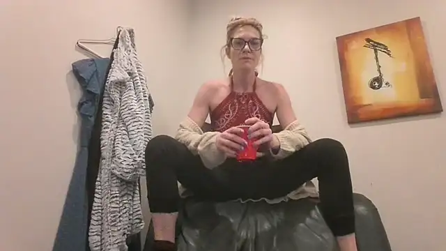 AddieAssets online show from September 29, 10:31 am