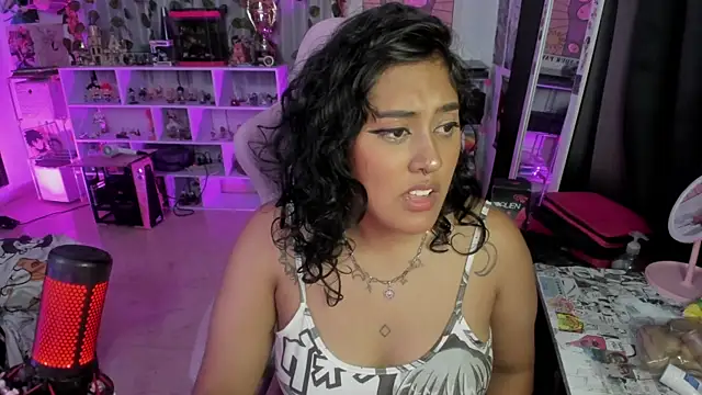 pawmistry online show from February 19, 3:28 am