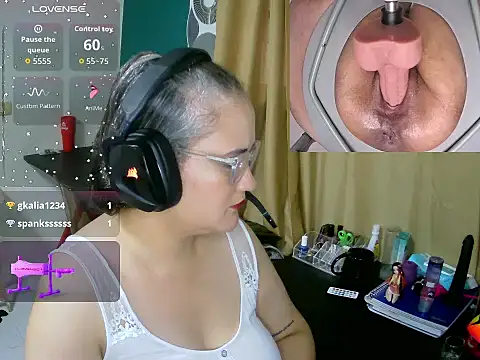 lolalicious 7583 online show from March 2, 9:32 pm