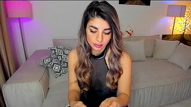 Snapshot of Queenofyouredreams chatting on January 17, 3:55 am Queenofyouredreams online show from January 17, 3:55 am