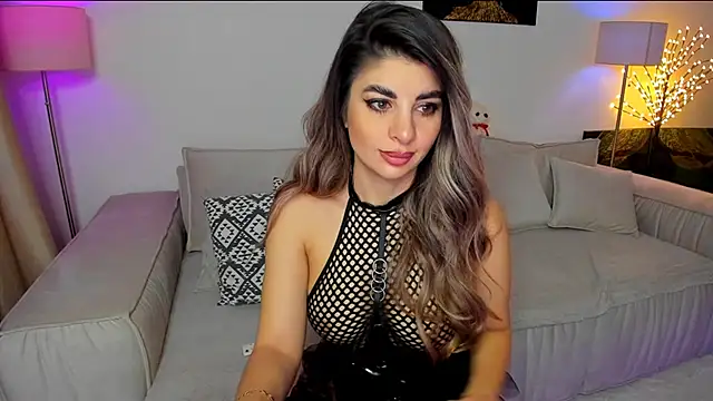 Snapshot of Queenofyouredreams chatting on January 26, 12:58 am Queenofyouredreams online show from January 26, 12:58 am