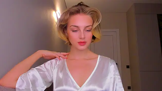 Snapshot of pretty_girlnextdoor chatting on February 22, 5:57 pm pretty girlnextdoor online show from February 22, 5:57 pm