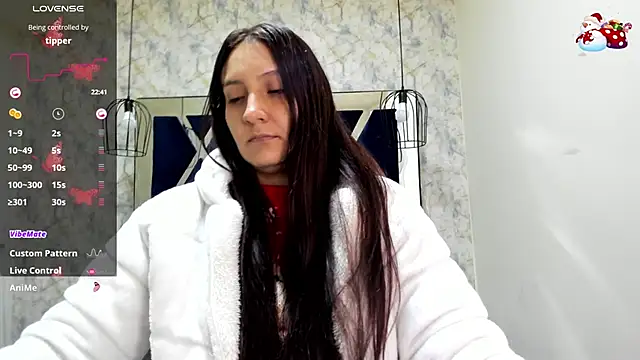 Snapshot of _alaia_collway_ chatting on December 12, 11:40 am alaia collway online show from December 12, 11:40 am